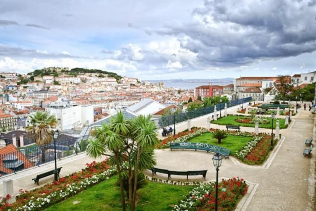 Appartement Charming Terrace Flat Center And Trendy Location à Lisboa Extérieur photo